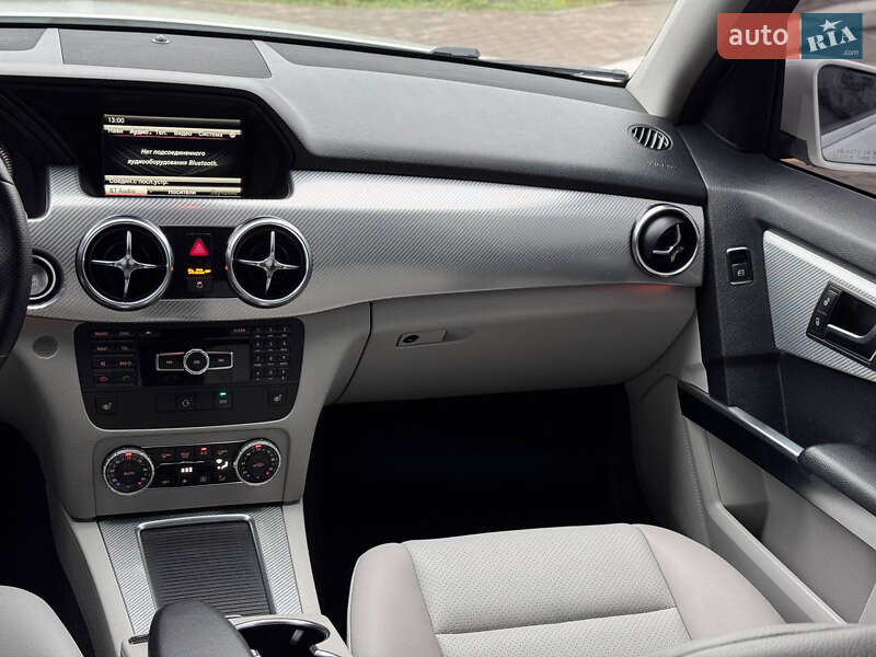 Позашляховик / Кросовер Mercedes-Benz GLK-Class 2014 в Києві
