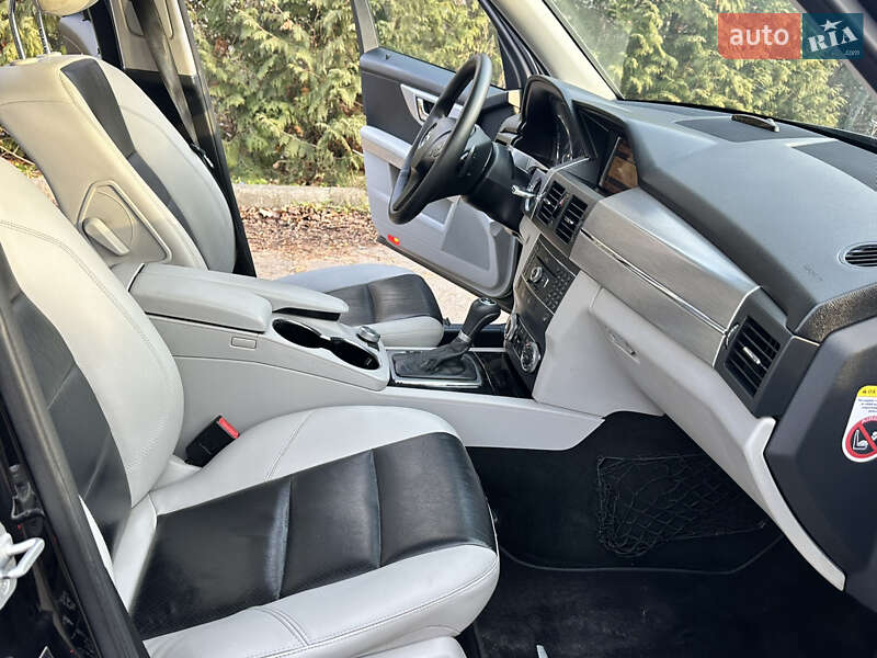 Внедорожник / Кроссовер Mercedes-Benz GLK-Class 2010 в Ровно