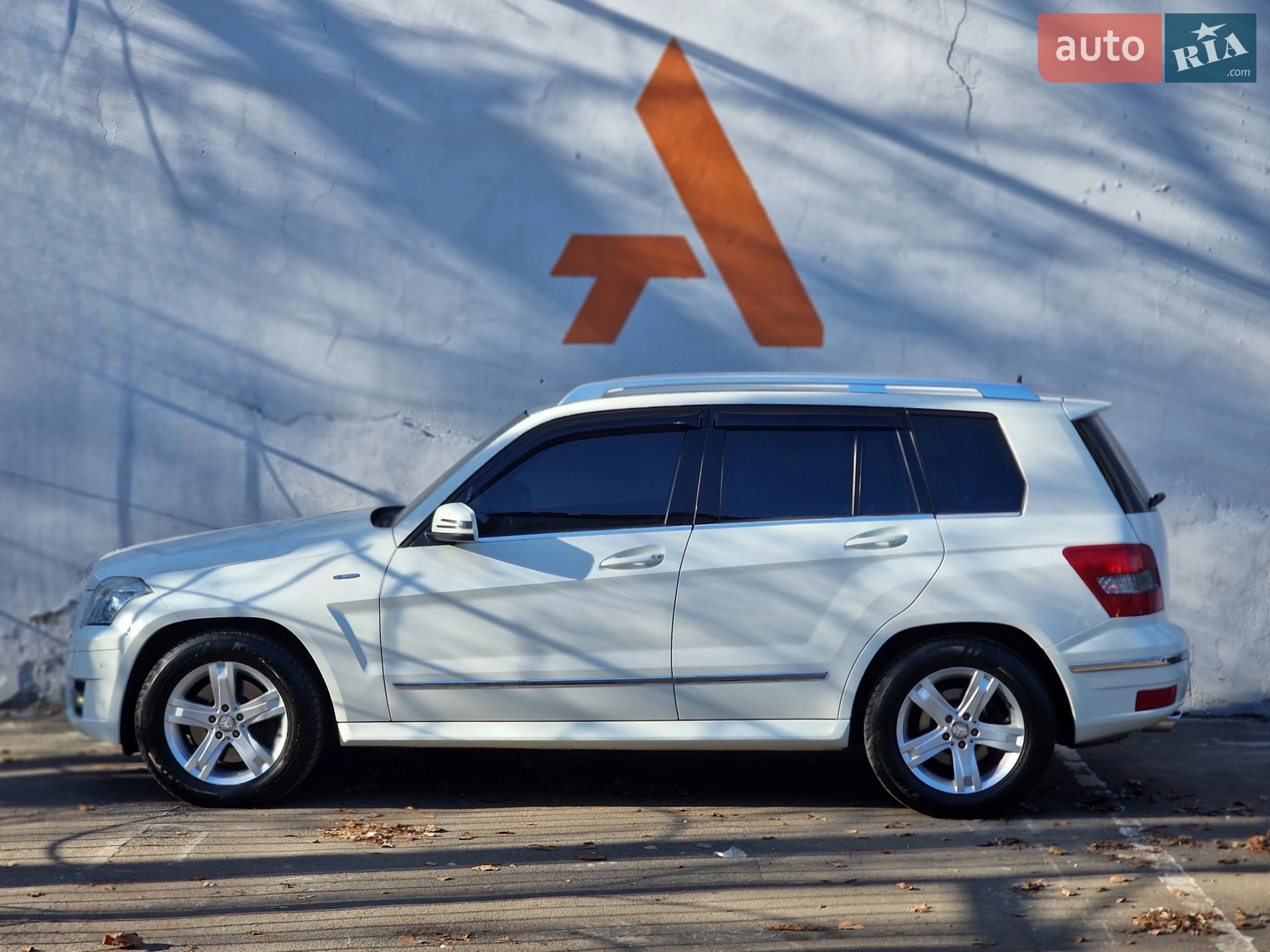 2011 Mercedes-Benz GLK-klasse - мініатюра 21