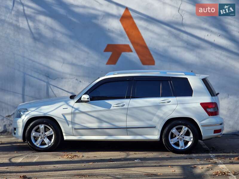 Позашляховик / Кросовер Mercedes-Benz GLK-Class 2011 в Одесі