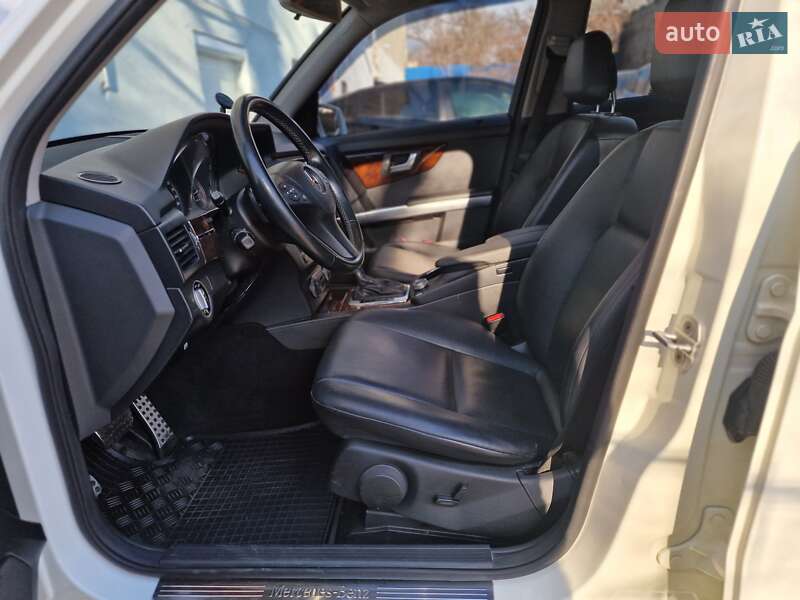 Позашляховик / Кросовер Mercedes-Benz GLK-Class 2011 в Одесі