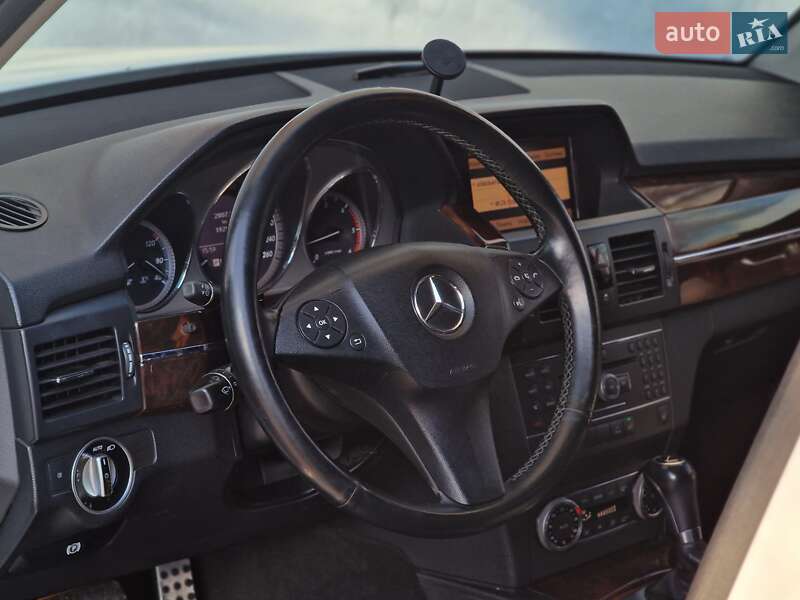 Позашляховик / Кросовер Mercedes-Benz GLK-Class 2011 в Одесі