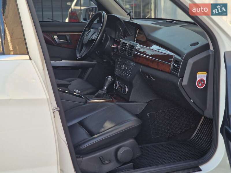 Позашляховик / Кросовер Mercedes-Benz GLK-Class 2011 в Одесі