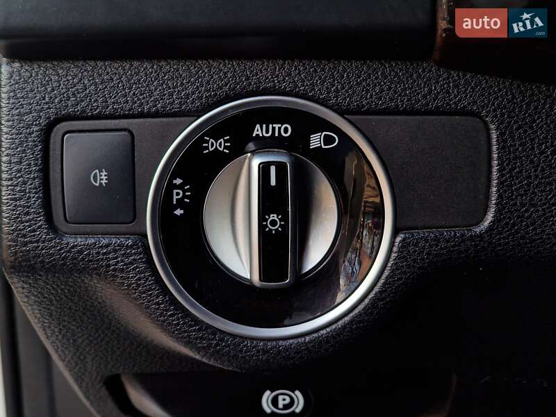 Позашляховик / Кросовер Mercedes-Benz GLK-Class 2011 в Одесі