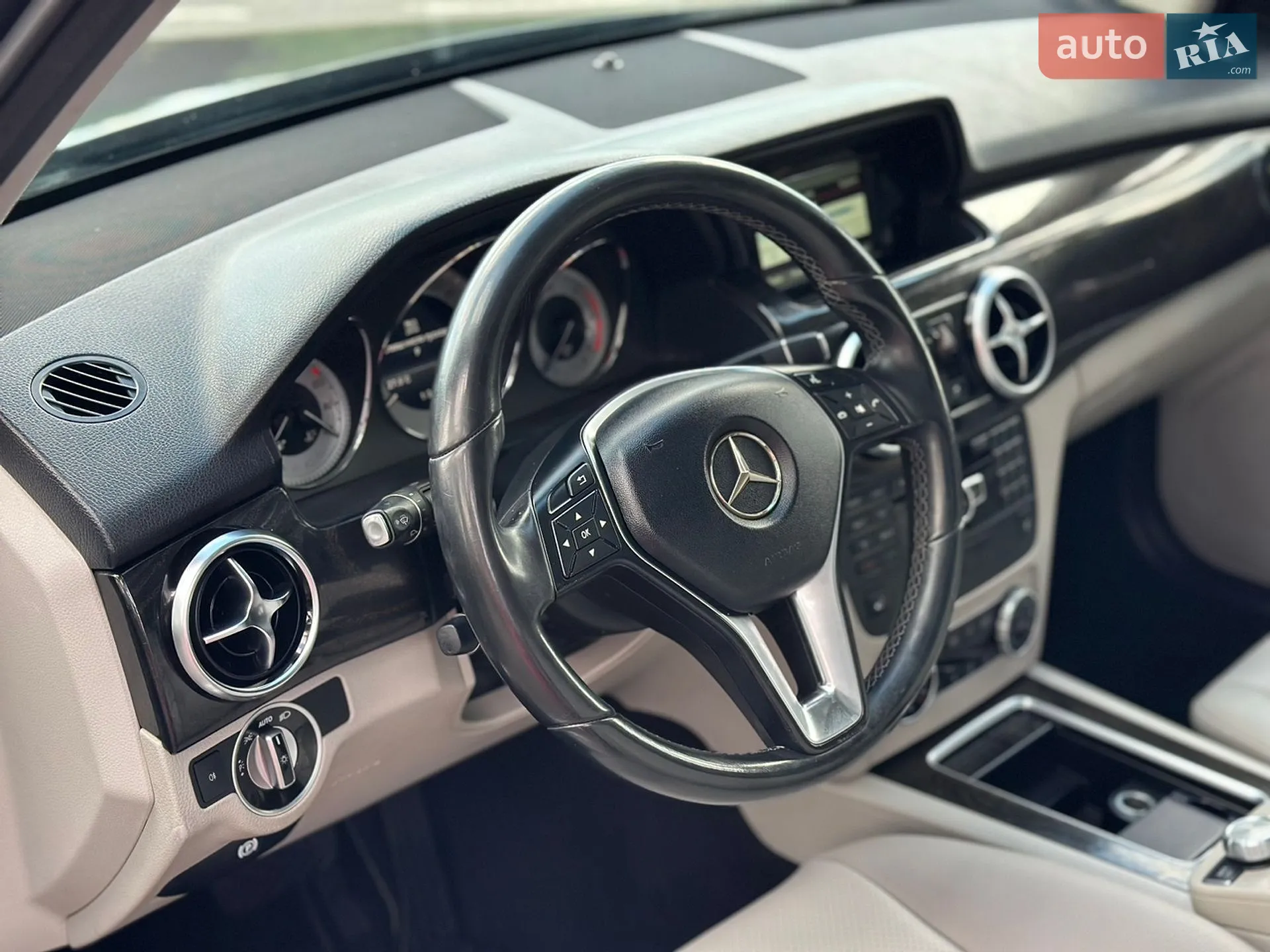 2015 Mercedes-Benz GLK-klasse - мініатюра 22