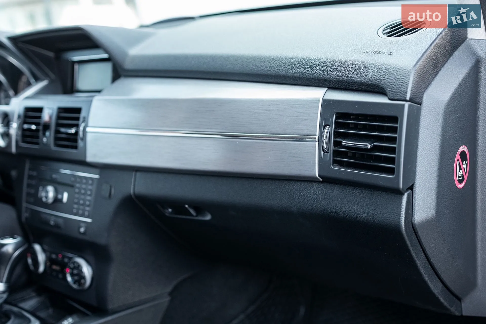 2010 Mercedes-Benz GLK-klasse - мініатюра 47