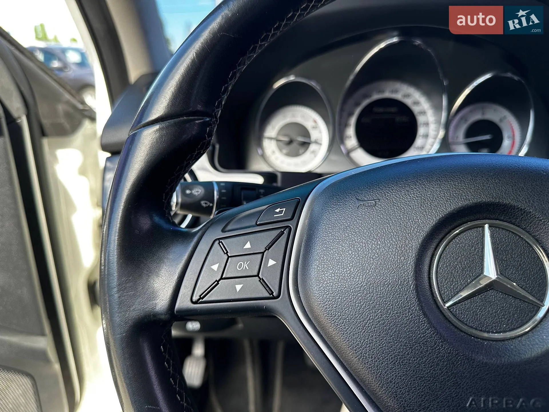2014 Mercedes-Benz GLK-klasse - мініатюра 31