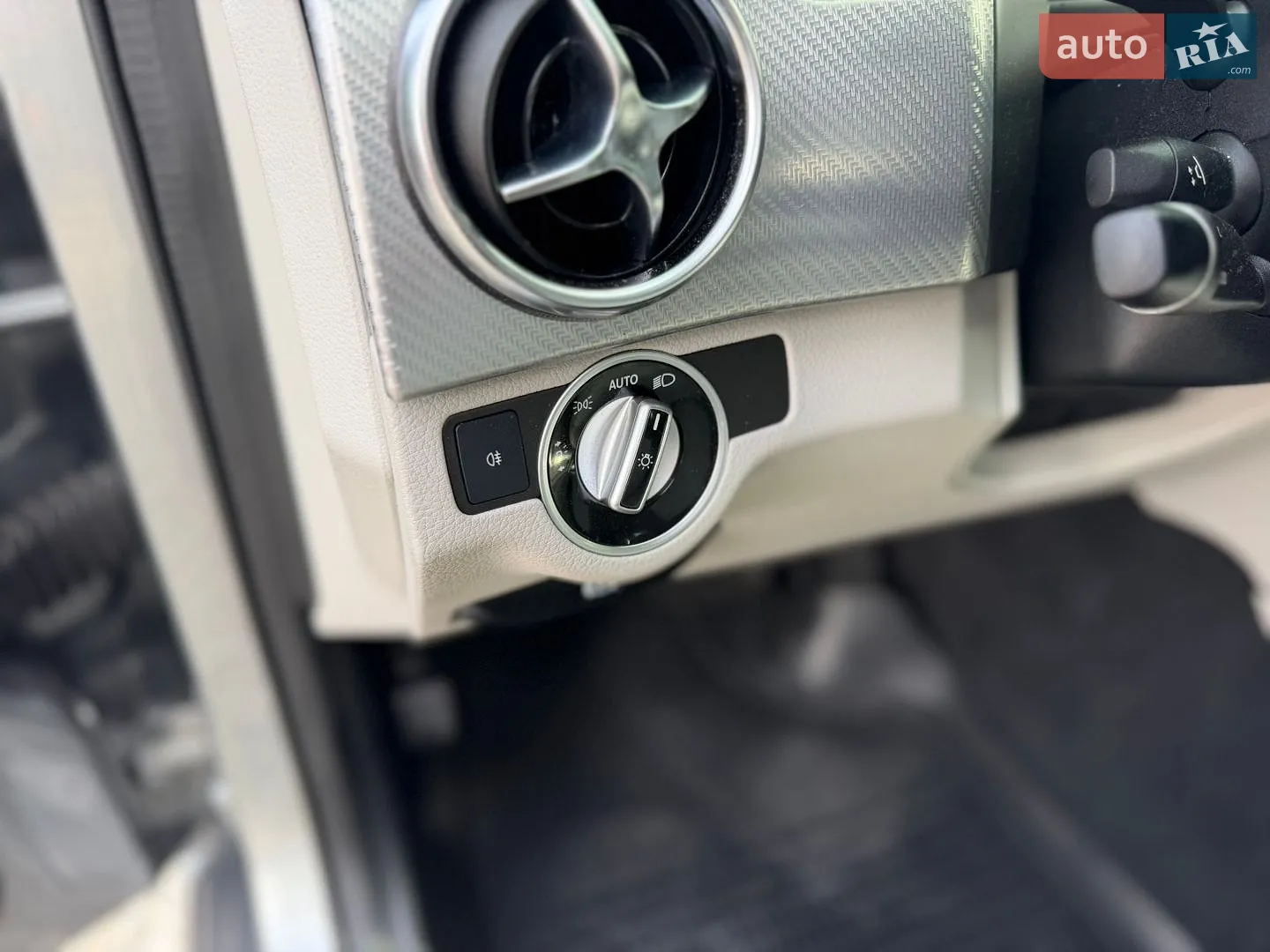 2014 Mercedes-Benz GLK-klasse - мініатюра 25