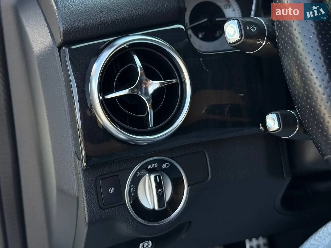 2013 Mercedes-Benz GLK-klasse - мініатюра 22