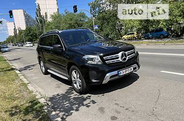 Внедорожник / Кроссовер Mercedes-Benz GLS 400 2016 в Киеве