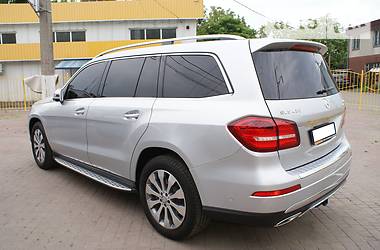 Позашляховик / Кросовер Mercedes-Benz GLS-Class 2017 в 