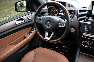 Позашляховик / Кросовер Mercedes-Benz GLS-Class 2016 в 