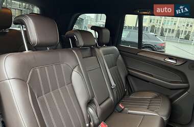 Позашляховик / Кросовер Mercedes-Benz GLS-Class 2019 в 