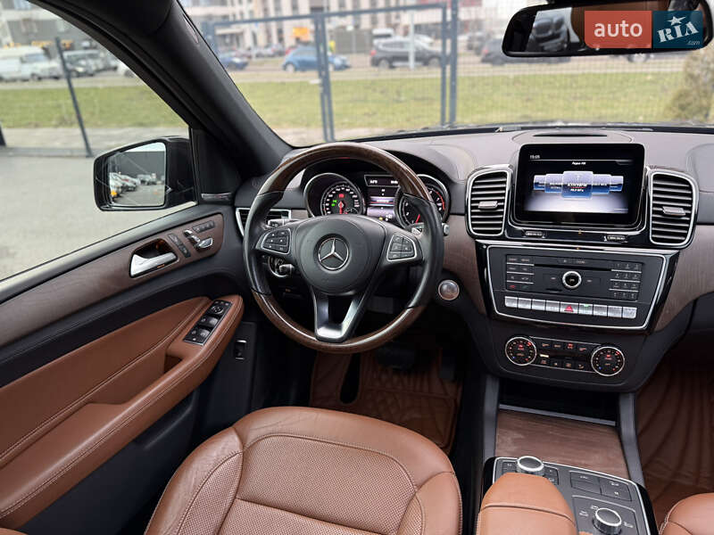 Внедорожник / Кроссовер Mercedes-Benz GLS-Class 2017 в Киеве