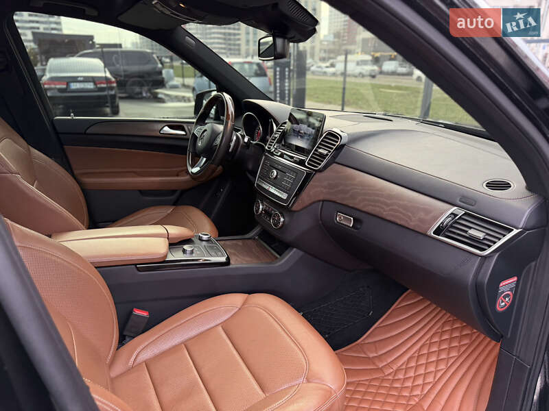 Внедорожник / Кроссовер Mercedes-Benz GLS-Class 2017 в Киеве