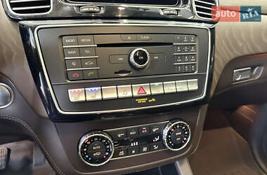 Позашляховик / Кросовер Mercedes-Benz GLS-Class 2016 в 