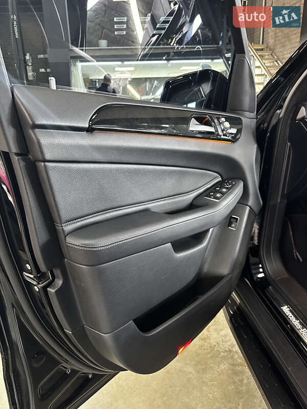 Внедорожник / Кроссовер Mercedes-Benz GLS-Class 2016 в Киеве
