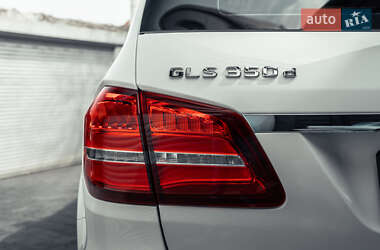 Внедорожник / Кроссовер Mercedes-Benz GLS-Class 2017 в 