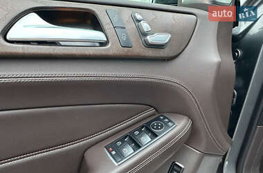 Позашляховик / Кросовер Mercedes-Benz GLS-Class 2017 в 