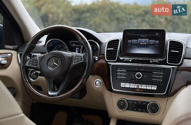 Внедорожник / Кроссовер Mercedes-Benz GLS-Class 2017 в 