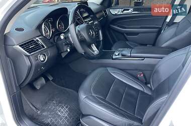 Позашляховик / Кросовер Mercedes-Benz GLS-Class 2016 в 
