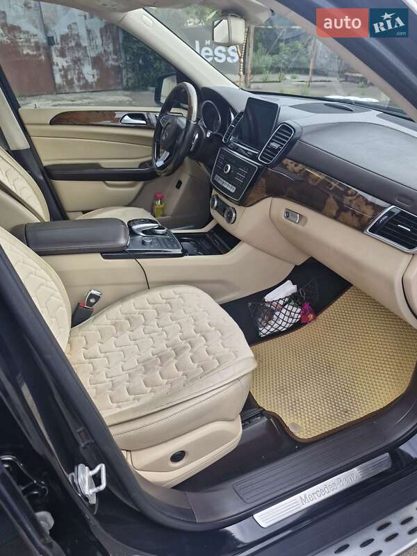 Внедорожник / Кроссовер Mercedes-Benz GLS-Class 2017 в Кривом Роге фото 12 Внедорожник / Кроссовер Mercedes-Benz GLS-Class 2017 в Кривом Роге