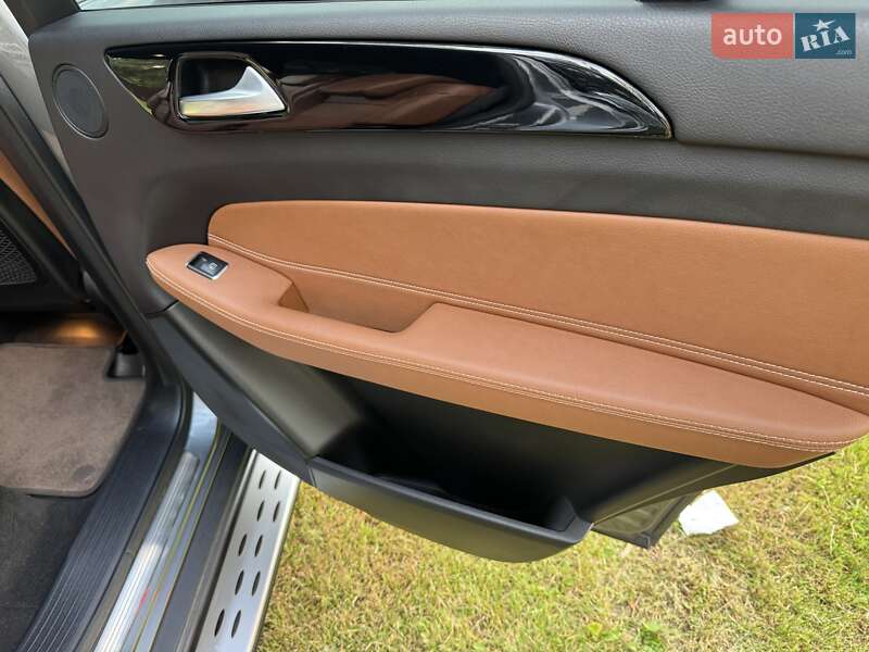 Позашляховик / Кросовер Mercedes-Benz GLS-Class 2019 в Полтаві