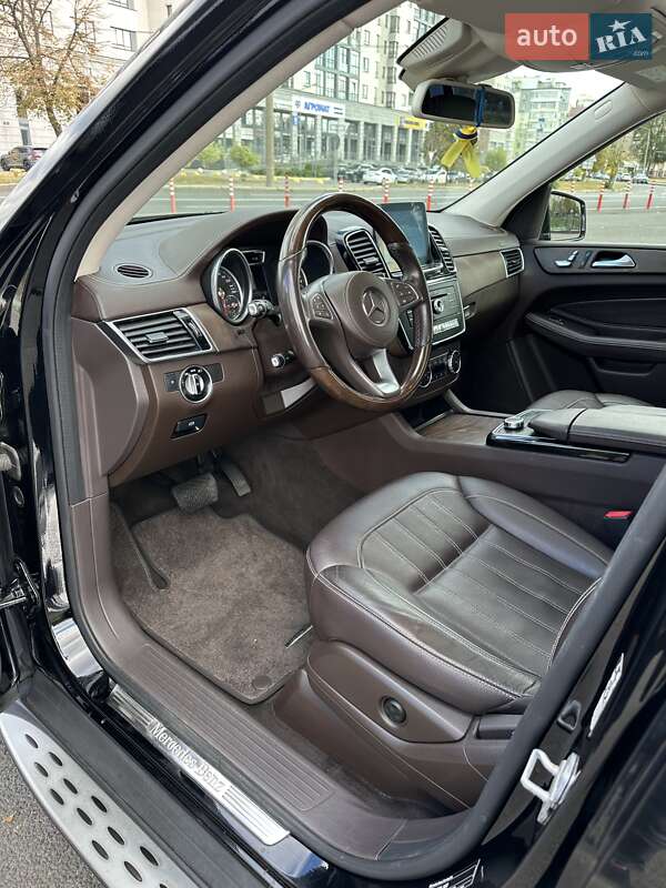 Внедорожник / Кроссовер Mercedes-Benz GLS-Class 2017 в Киеве фото 24 Внедорожник / Кроссовер Mercedes-Benz GLS-Class 2017 в Киеве