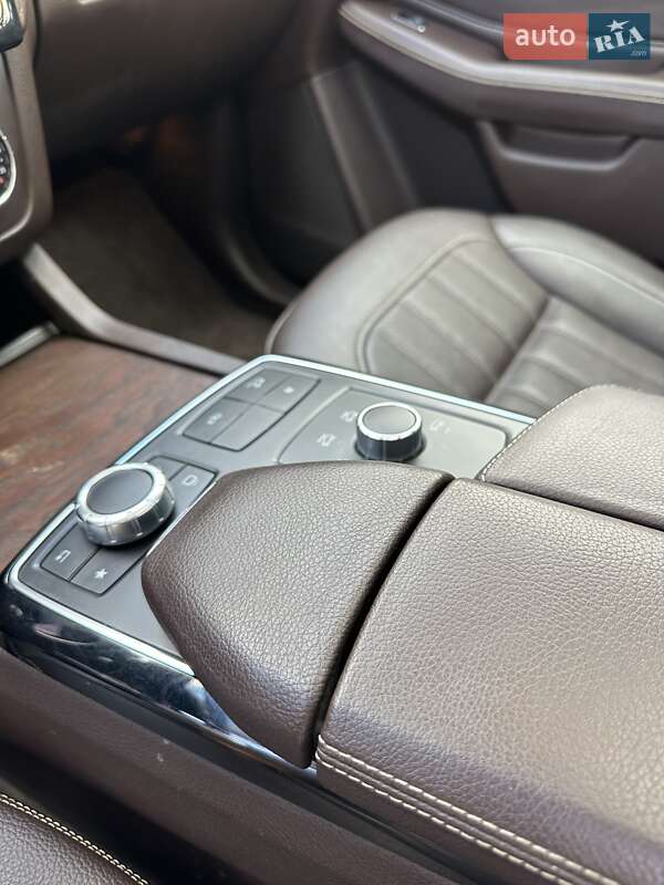 Внедорожник / Кроссовер Mercedes-Benz GLS-Class 2017 в Киеве фото 29 Внедорожник / Кроссовер Mercedes-Benz GLS-Class 2017 в Киеве