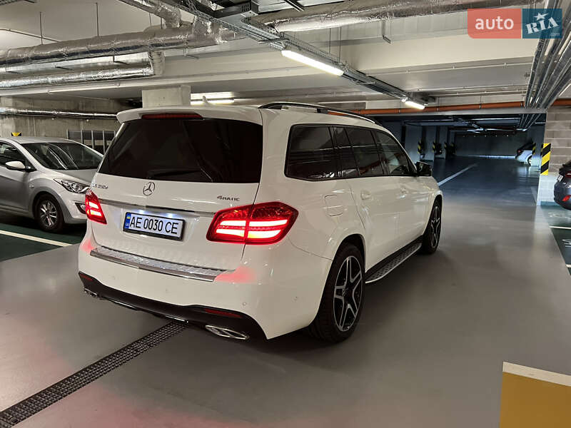 Внедорожник / Кроссовер Mercedes-Benz GLS-Class 2018 в Днепре фото 4 Внедорожник / Кроссовер Mercedes-Benz GLS-Class 2018 в Днепре