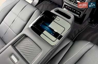 Позашляховик / Кросовер Mercedes-Benz GLS-Class 2022 в 