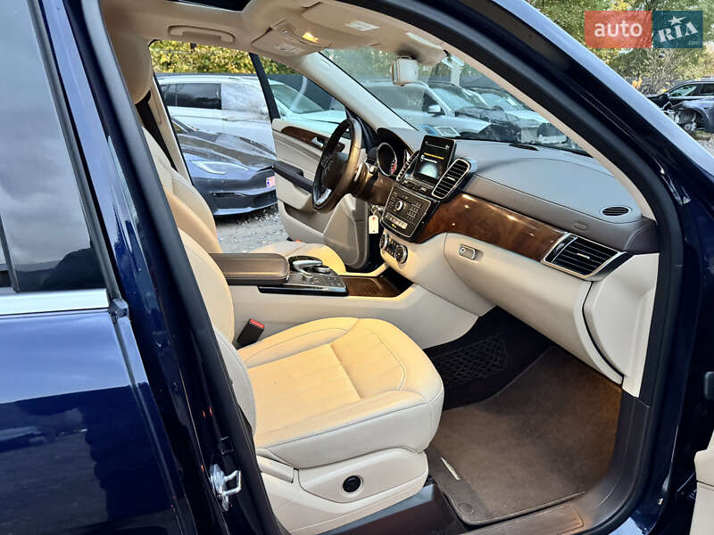 Позашляховик / Кросовер Mercedes-Benz GLS-Class 2018 в Рівному фото 41 Позашляховик / Кросовер Mercedes-Benz GLS-Class 2018 в Рівному