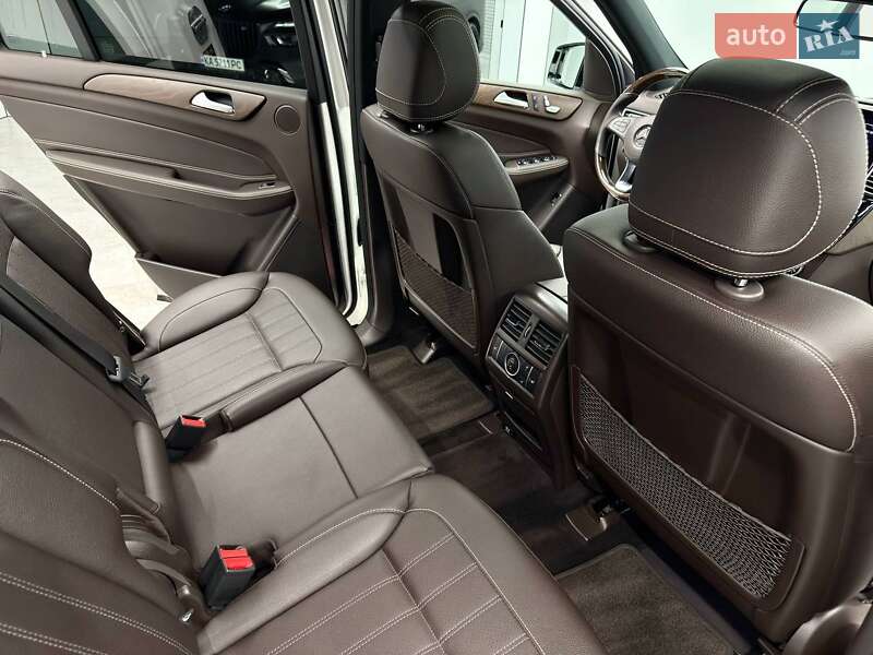 Внедорожник / Кроссовер Mercedes-Benz GLS-Class 2018 в Киеве фото 42 Внедорожник / Кроссовер Mercedes-Benz GLS-Class 2018 в Киеве