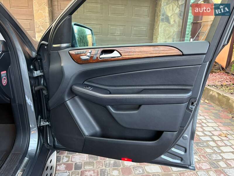 Внедорожник / Кроссовер Mercedes-Benz GLS-Class 2017 в Днепре фото 10 Внедорожник / Кроссовер Mercedes-Benz GLS-Class 2017 в Днепре