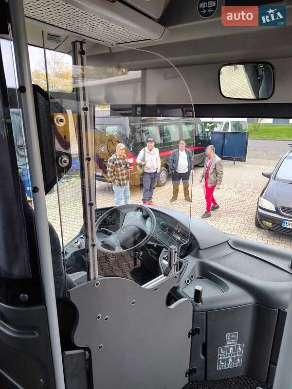 Пригородный автобус Mercedes-Benz Integro 2011 в Киеве