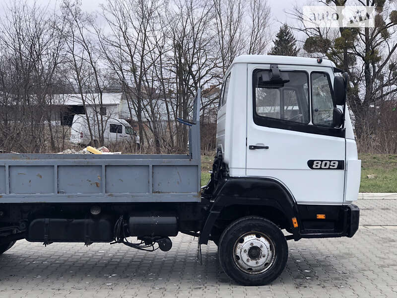 Самосвал Mercedes-Benz LK-Series 1996 в Черновцах