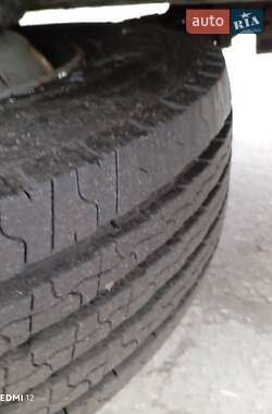 Вантажний фургон Mercedes-Benz LK-Series 1998 в 