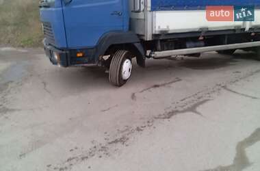 Вантажний фургон Mercedes-Benz LK-Series 1998 в 