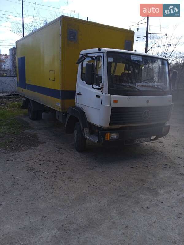 Грузовой фургон Mercedes-Benz LK-Series 1993 в Одессе