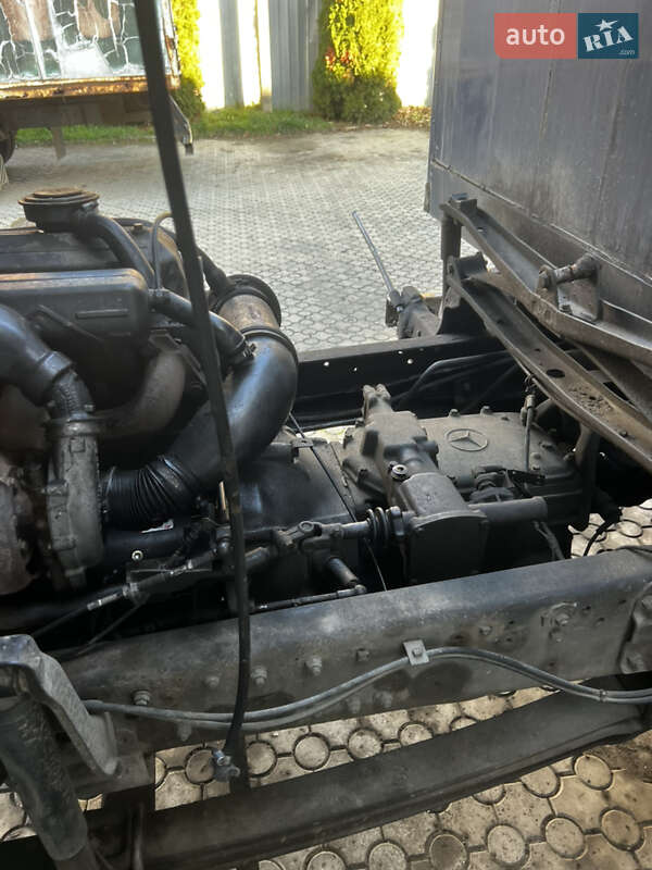 Грузовой фургон Mercedes-Benz LK-Series 1995 в Ужгороде