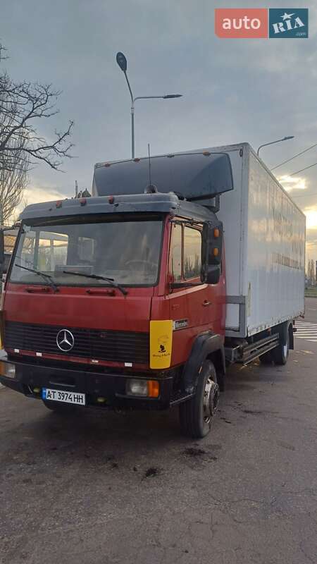 Грузовой фургон Mercedes-Benz LN-Series 1994 в 