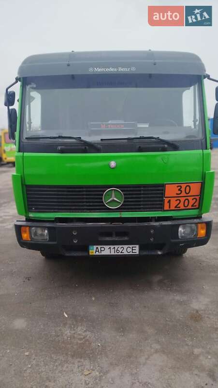 Бензовоз Mercedes-Benz LN-Series 1995 в Запорожье