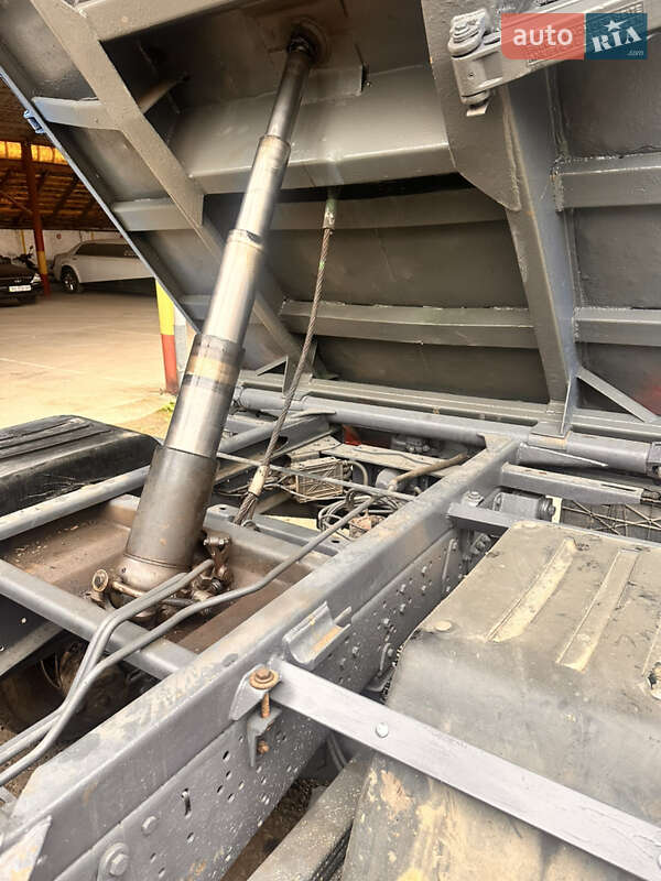 Самосвал Mercedes-Benz LN-Series 1998 в Ивано-Франковске