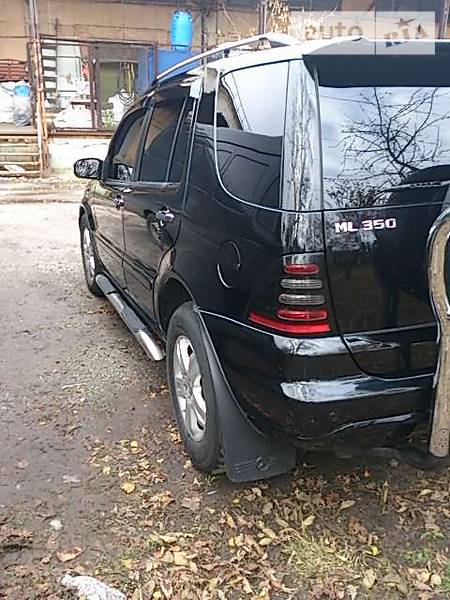 Позашляховик / Кросовер Mercedes-Benz M-Class 2004 в Києві