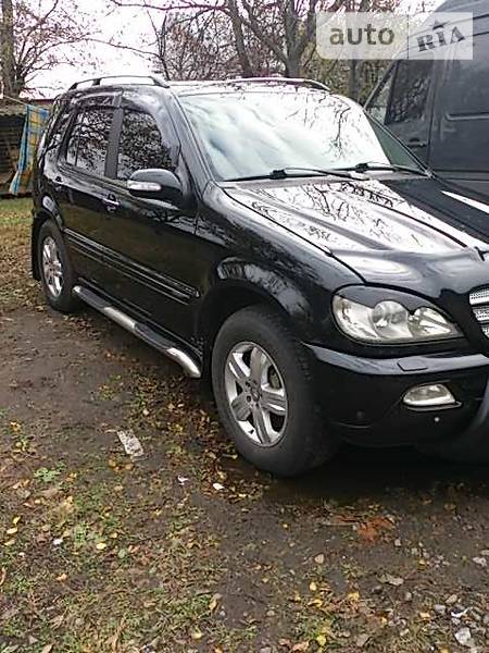 Позашляховик / Кросовер Mercedes-Benz M-Class 2004 в Києві
