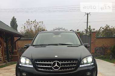 Внедорожник / Кроссовер Mercedes-Benz M-Class 2006 в Киеве