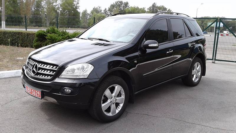 Внедорожник / Кроссовер Mercedes-Benz M-Class 2006 в Днепре