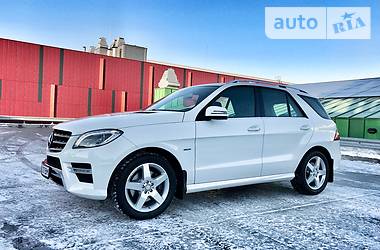 Внедорожник / Кроссовер Mercedes-Benz M-Class 2012 в Киеве