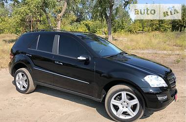 Позашляховик / Кросовер Mercedes-Benz M-Class 2006 в Харкові