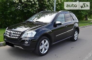 Позашляховик / Кросовер Mercedes-Benz M-Class 2009 в 